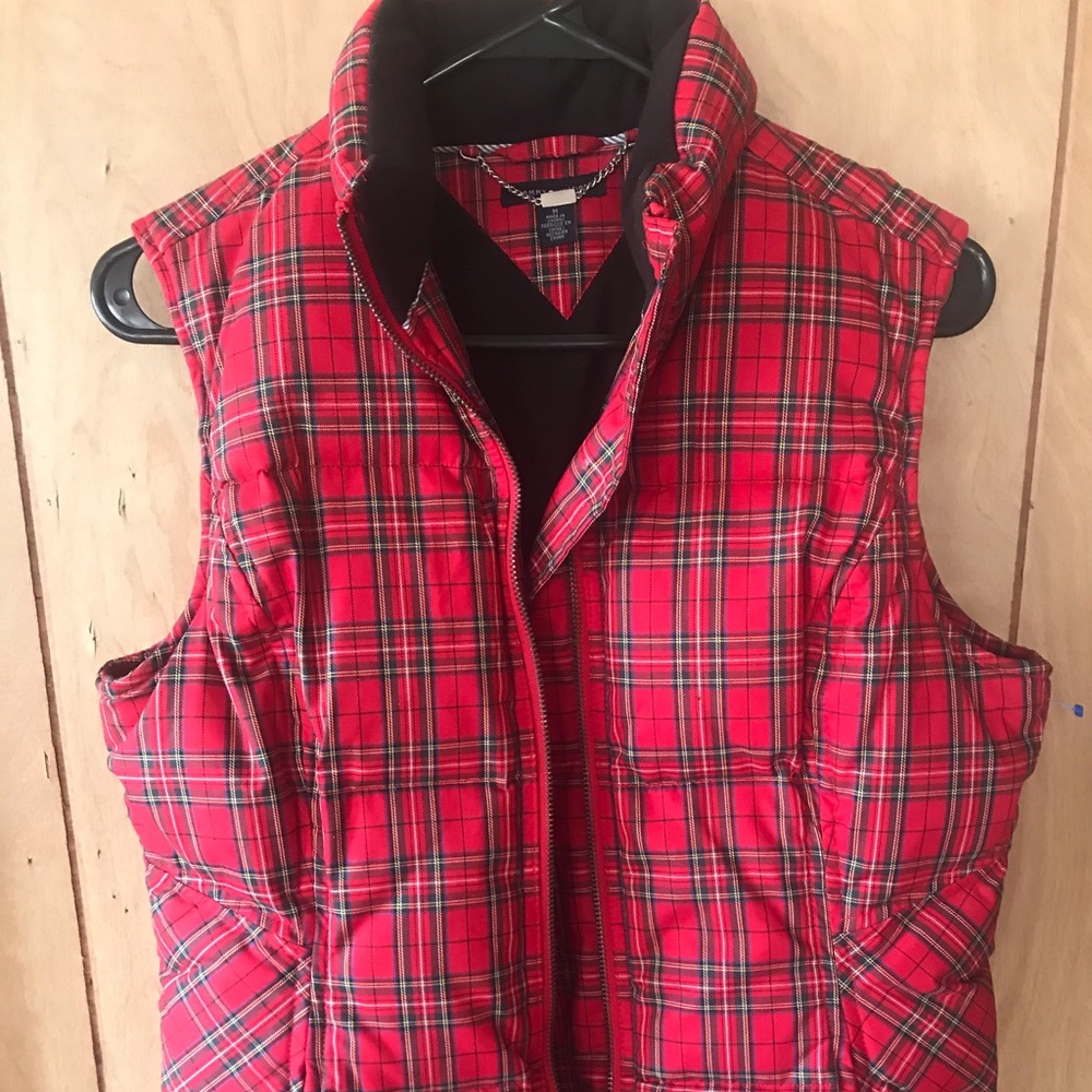 Tommy Hilfiger plaid puffer vest